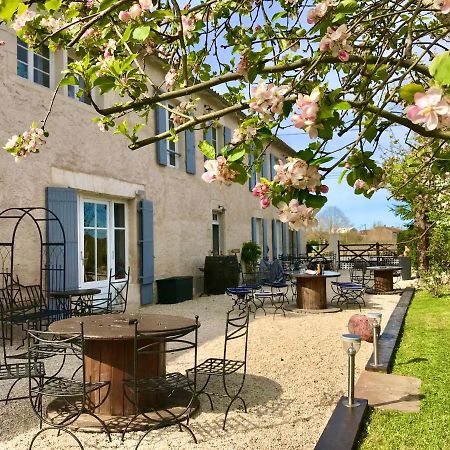 Bed and Breakfast Le Relais D'Aulnay Aulnay  Esterno foto