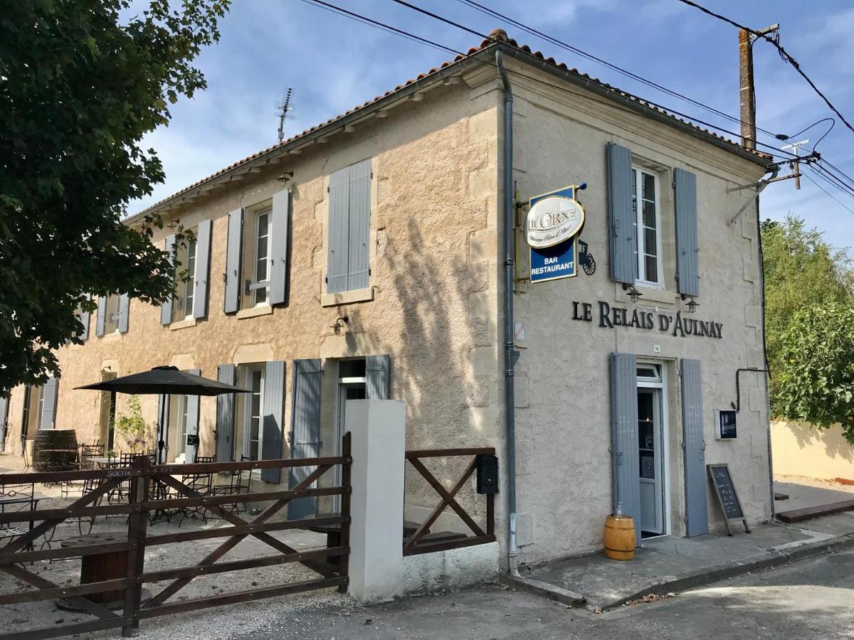 Bed and Breakfast Le Relais D'Aulnay Aulnay  Esterno foto